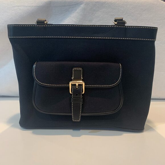 NWOT Dooney & Bourke Signature East/West Shoulder Bag Satchel - Picture 2 of 16